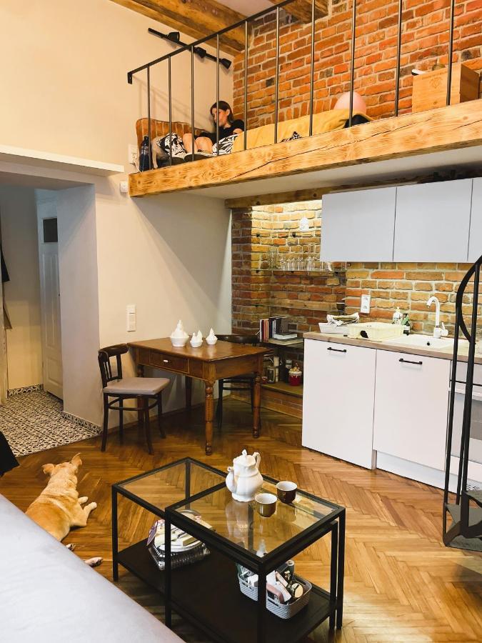 Family Suite Krasków Eksteriør bilde